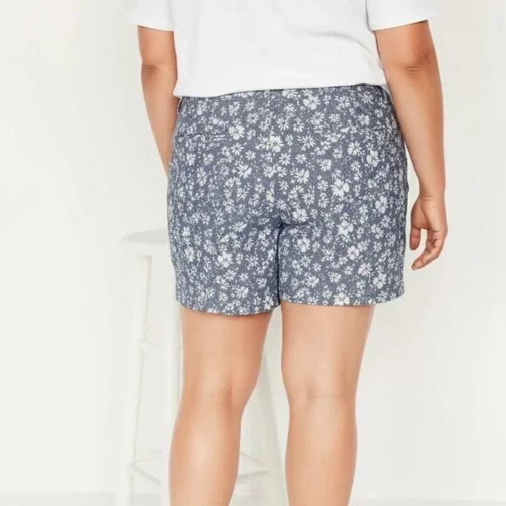 Old Navy Blue Floral Chambray Linen Blend Everyday High Rise Shorts Size 12